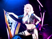 [Cosplay] 阿雪雪 - 玛修赛车