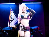 [Cosplay] 阿雪雪 - 玛修赛车