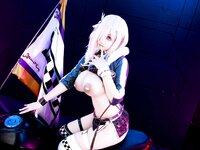 [Cosplay] 阿雪雪 - 玛修赛车
