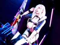 [Cosplay] 阿雪雪 - 玛修赛车