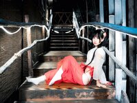 [Cosplay] 萌芽儿o0 透明巫女 [14P-93MB]