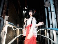 [Cosplay] 萌芽儿o0 透明巫女 [14P-93MB]