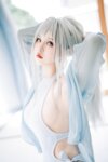 [Cosplay] 萌芽儿o0 白泳装 [25P-670MB]