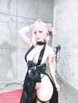 [Cosplay] UmekoJ - Emma Secret Therapy