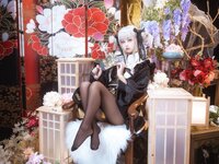 [Cosplay] 萌芽儿o0 白兔和服 [18P-266MB]