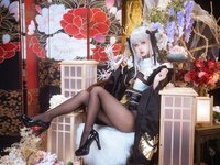 [Cosplay] 萌芽儿o0 白兔和服 [18P-266MB]
