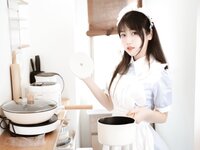 [Cosplay] 不呆猫 厨房小女仆 [35P-212MB]