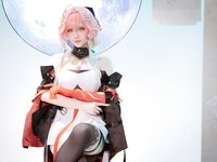 [Cosplay] 星之迟迟 2025年10月计划A 鸣潮 长离 [24P-74MB]