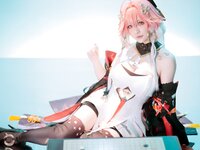 [Cosplay] 星之迟迟 2025年10月计划A 鸣潮 长离 [24P-74MB]