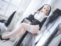 [Cosplay] 桃濑衣衣 - 修女
