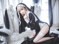 [Cosplay] 桃濑衣衣 - 修女