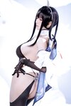 [Cosplay] 星之迟迟 2025年10月计划E 碧蓝航线 镇海改 [44P-126MB]