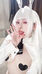 [Cosplay] Natsuko夏夏子 Nikke胜利女神 布兰儿 逆兔女郎 [81P-613MB]