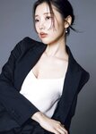 [Photobook] 志崎樺音1st写真集 unplugged