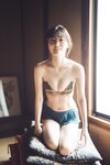 [Photobook] 2025.12.10 由良ゆら ゆらゆら星人ホイポイ滞在記 PARADEデジタルフォトブック