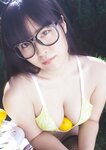 [Photobook]【デジタル限定 YJ PHOTO BOOK】東雲うみ写真集「フルーツとメガネ」