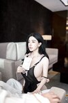 [XR] 潘思沁 - 秀人网模特 粉色透视情趣女仆制服的服务