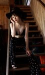 [Photobook] 2025.10.06【デジタル限定】宇咲写真集「荒野に咲く」