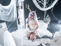 [Cosplay] 洛璃LoLiSAMA 碧蓝航线 金鹿号 [58P-488MB]