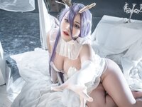 [Cosplay] 洛璃LoLiSAMA 碧蓝航线 金鹿号 [58P-488MB]