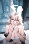 [Cosplay] 阿半今天很开心 蔚蓝档案 室笠茜 兔女郎 [47P7V-348MB]