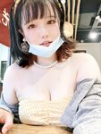 [Cosplay] 阿半今天很开心 黄色抹胸 [68P1V-513MB]