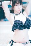 [Photobook] 伊織もえ 推さない駆けない夢を諦めない