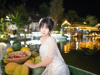 [Cosplay] 萌芽儿o0 西双版纳 傣服 银 [17P-111MB]