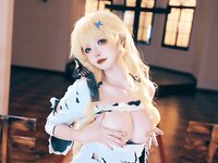 [Cosplay] 阿薰kaOri 鸣潮 菲比 [595P19V-9.76GB]