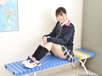 [Lovepop] Akari Minase 皆瀬あかり - No.L-0692 Photoset #003 School Uniform (Tracksuit)