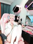 [Cosplay] 麻薯好吃 - 电竞女友