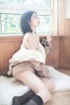 [Cosplay] 会拍照的咔咔 NO.005 很纯的一个妹纸 [14P2V 129MB]
