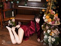 [Cosplay] 麻薯好吃 - 酒红礼赞