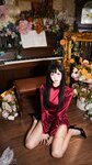 [Cosplay] 麻薯好吃 - 酒红礼赞