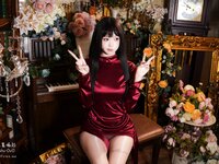[Cosplay] 麻薯好吃 - 酒红礼赞
