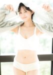 [YJ Photobook] Hinata Matsumoto 松本日向 - The Dream Goes On (2022-11-17)