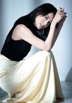 週刊文春 2022.11.03 原色美女図鑑　小川彩佳 安原琉那