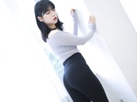 [ROGLE] Song Hana (송하나) - Leggings