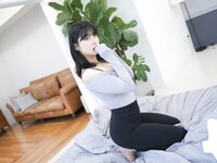 [ROGLE] Song Hana (송하나) - Leggings