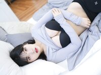 [ROGLE] Song Hana (송하나) - Leggings