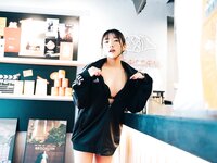 [Loozy] Sonson (손손) - Cinema Girl (+S.Ver)