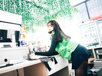 [Loozy] Sonson (손손) - First Nipple Alba (S.Ver)