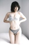 [FRIDAY] 2022.12.20 田中美麗 Me0 スペシャル10カット