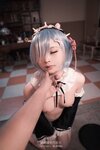 [COSPLAY] 白莉爱吃巧克力 – 蕾姆兔女仆 [49P-251MB]