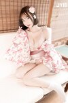 【JVID】啾啾-温泉池中惊见逆天顏值 watermark