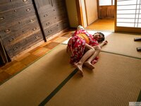 [Graphis] 2022-11-28 Umi Yatsugake 八掛うみ 『 Girl like a doll 』 MAKING [20P29.1 Mb]