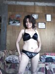 Filipina OFW Marie G. Gundran sexy and bold pics