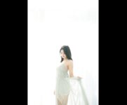 [FRIDAY] 2022.12.15 マンスリーガール019＝林ゆめ「最新撮り下ろし100カット＆ムービー」