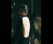 [FRIDAY] 2022.12.15 マンスリーガール019＝林ゆめ「最新撮り下ろし100カット＆ムービー」