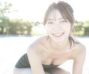 [Photobook] 川津明日香写真集「冬に咲くWinter Flower」(NO watermark)